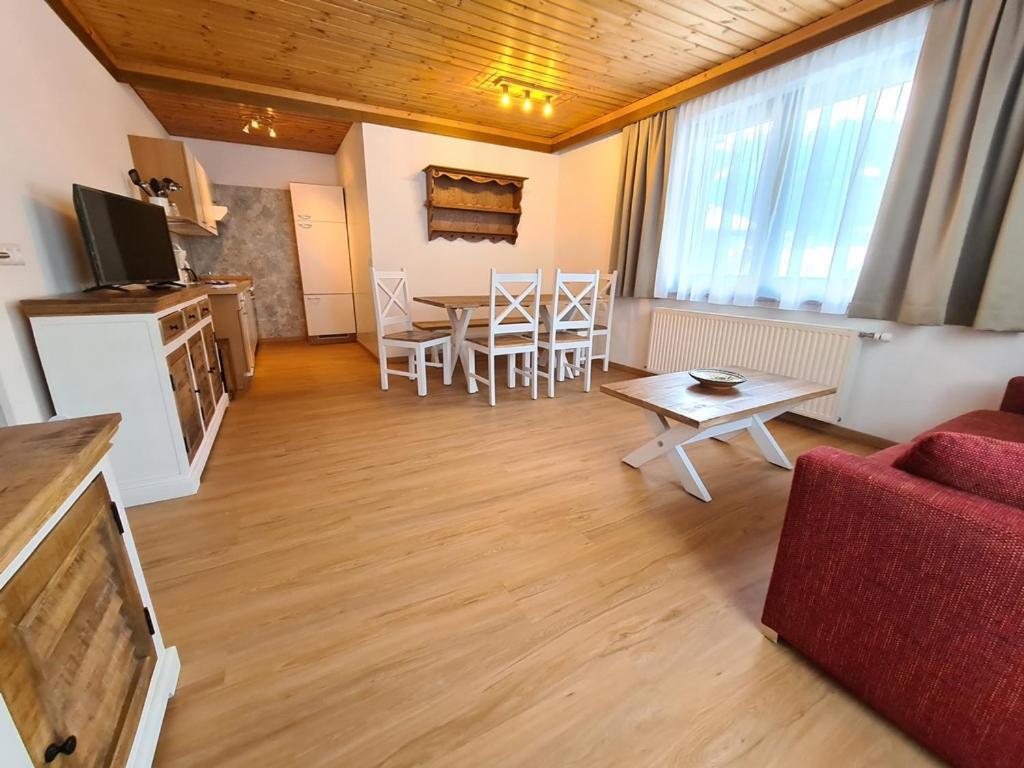 Apartments Juri & Hermann 1 Бад Кляйнкирххайм Экстерьер фото